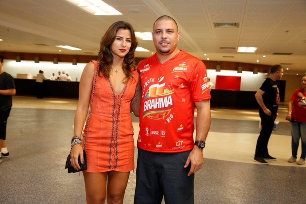 Ronaldo e Paula Morais planejam ter filho por fertilização