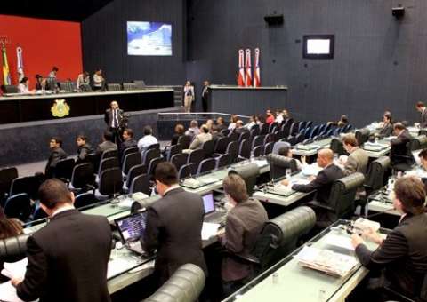 Prorrogação da Zona Franca e do marco civil da internet são cobrados na Aleam