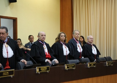 Magistrados terão salário superior a R$ 30 mil