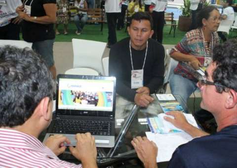 Feira do Empreendedor tem presença de apoio empresarial da prefeitura