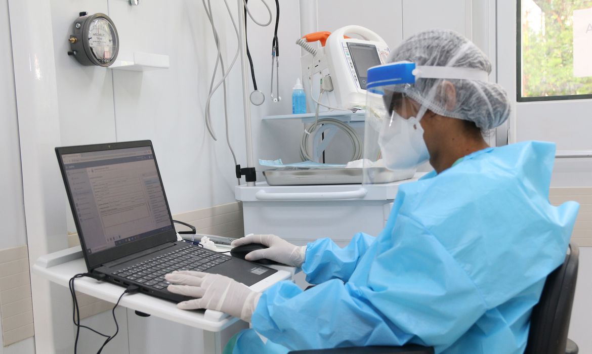 Antiviral para hepatite tem eficácia contra Covid-19, aponta estudo