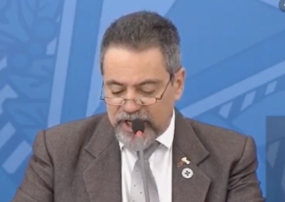 Ministério da Saúde anuncia parceria para produção de vacina contra a Covid-19