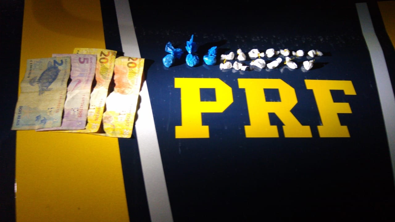 Jovem é preso com drogas na BR-174