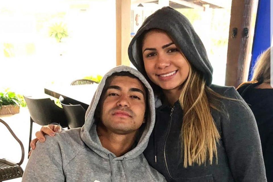 Ex-mulher de Dudu do Palmeiras acusa jogador de forjar assinatura em separação de bens 