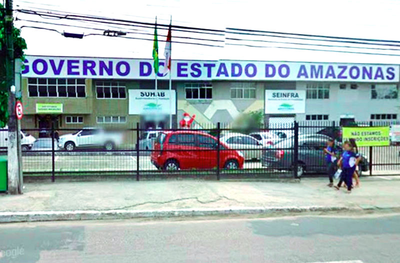 Em Manaus, Suhab entrega termos de quitação de imóveis da zona Norte