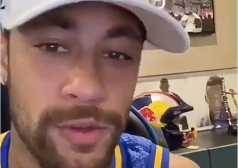 Neymar se ‘espoca de rir’ ao dar cantada no TikTok 