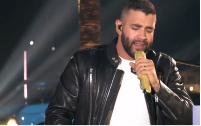 Ao sair de fazenda, Gusttavo Lima se envolve em acidente 