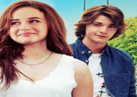 Shelly e Noah enfrentam crise no trailer de Barraca do Beijo 2 