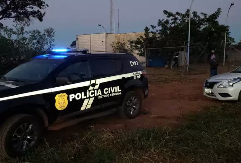 Corpo de bebê é encontrado em esgoto