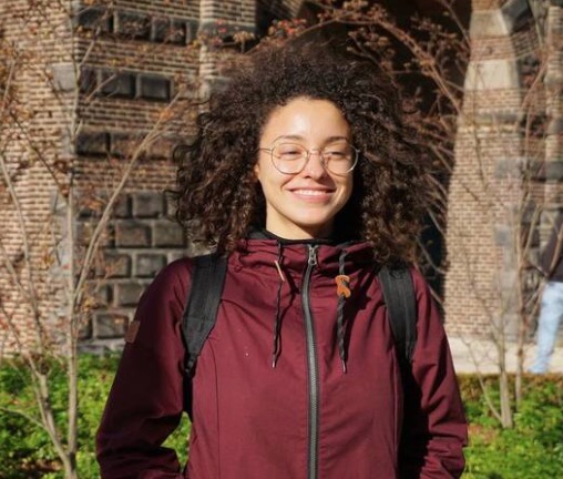 Estudante brasileira desaparecida na Alemanha foi encontrada desnutrida; diz mãe