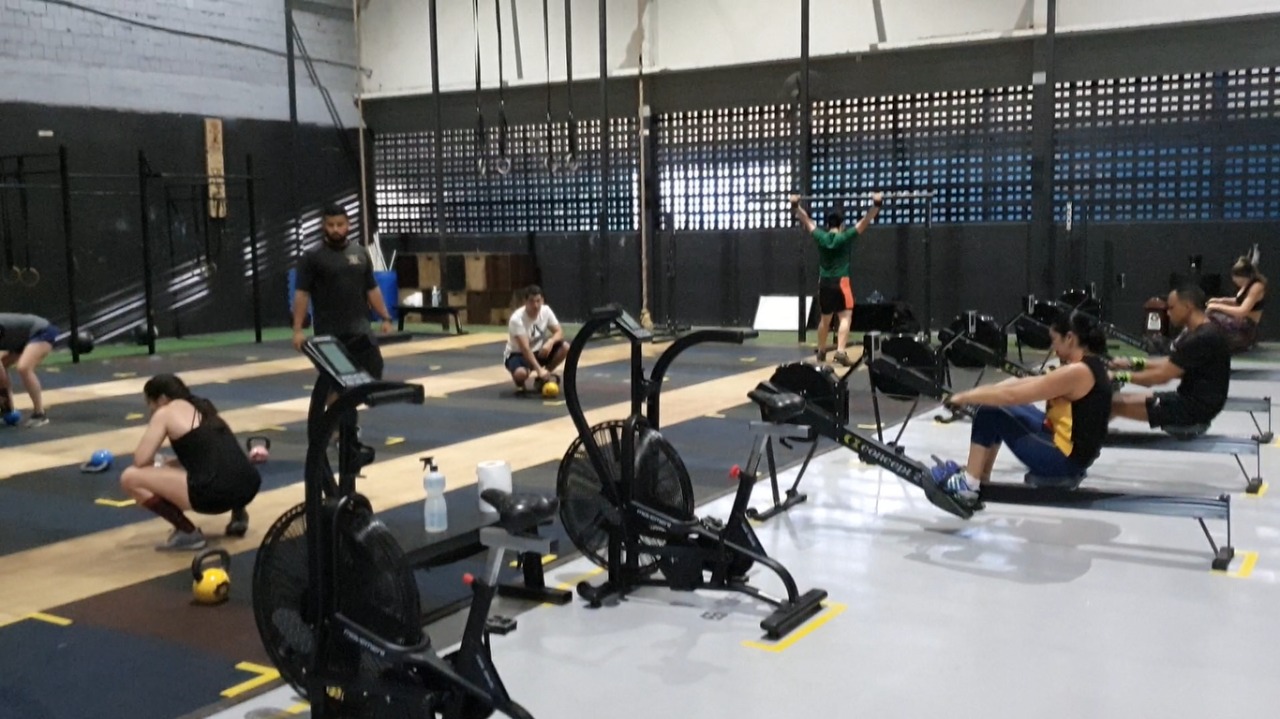 Crossfit da academia Nilton Lins retoma atividades seguindo medidas contra Covid-19