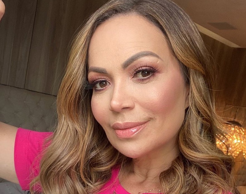 Solange Almeida rebate crítica por engatar romance com namorado antigo
