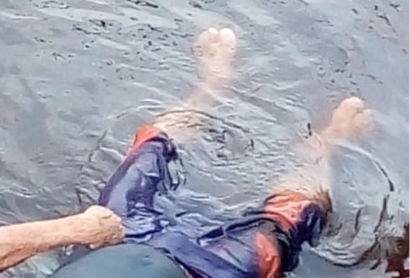 Com rosto desfigurado, homem surge boiando às margens da Feira Manaus Moderna 