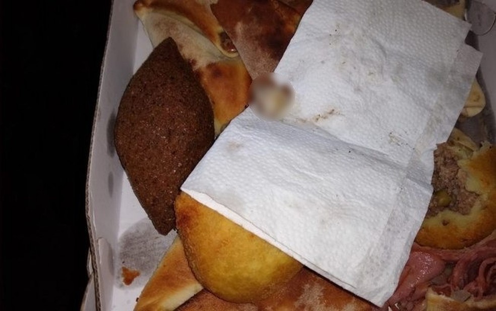 Cozinheiro que perdeu o dedo encontrado em esfirra chegou a procurar o pedaço; ele está abalado 