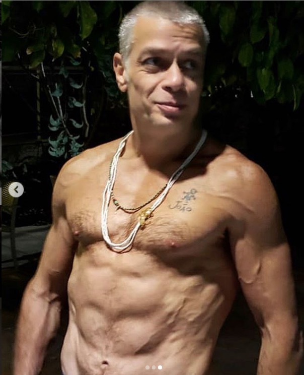 Fábio Assunção aparece mais 'marombado em nova foto e é elogiado: 'sua melhor versão'