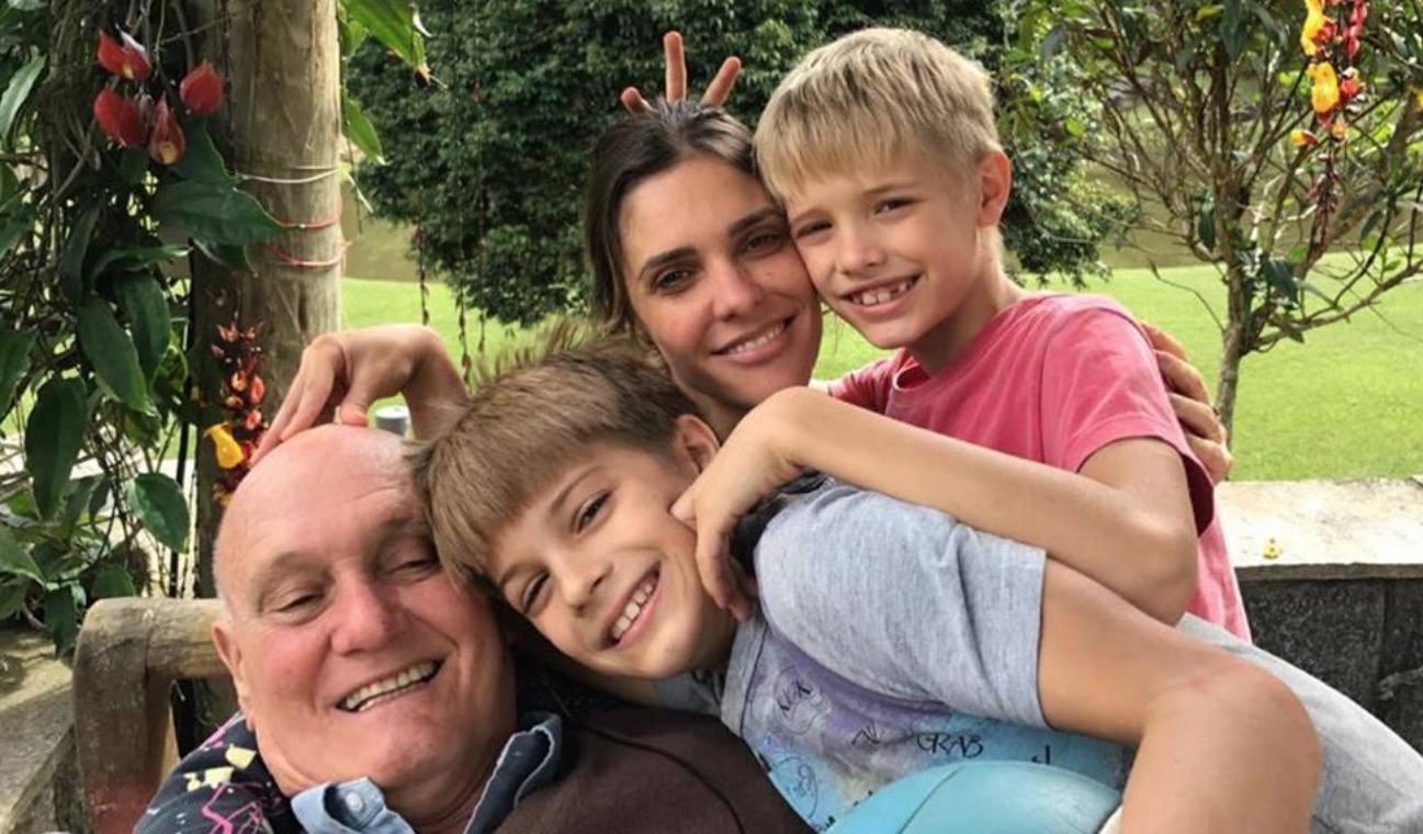 Pai de Fernanda Lima morre após meses internado com complicações do coronavírus
