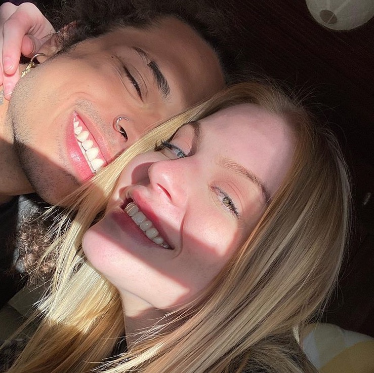 Luísa Sonza completa 22 anos e ganha declaração de Vitão