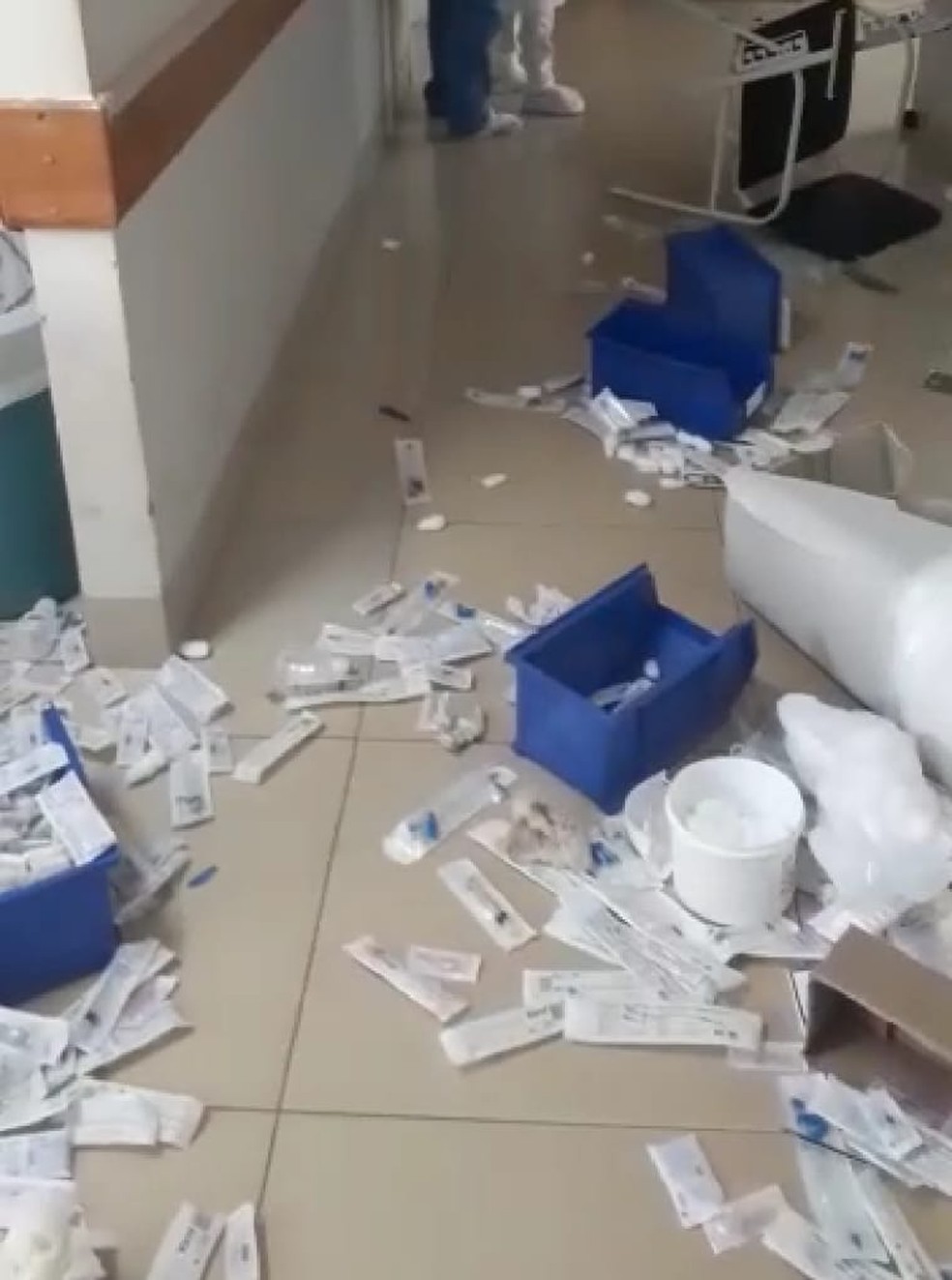 Paciente 'quebra tudo' após surto em hospital