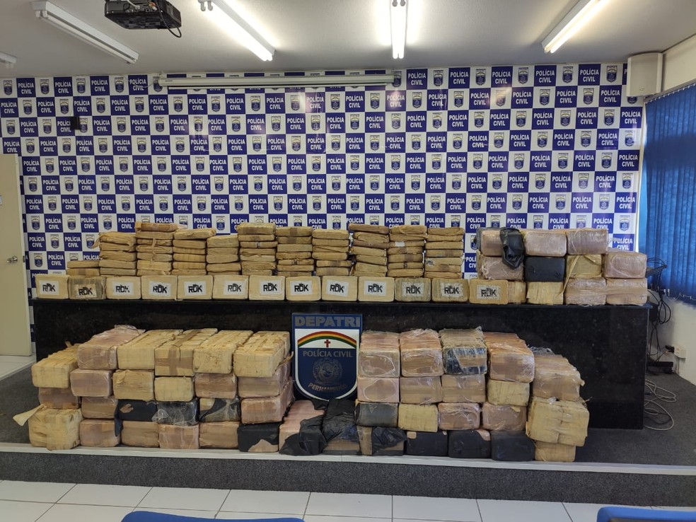 Grupo é preso com mais de meia tonelada de drogas