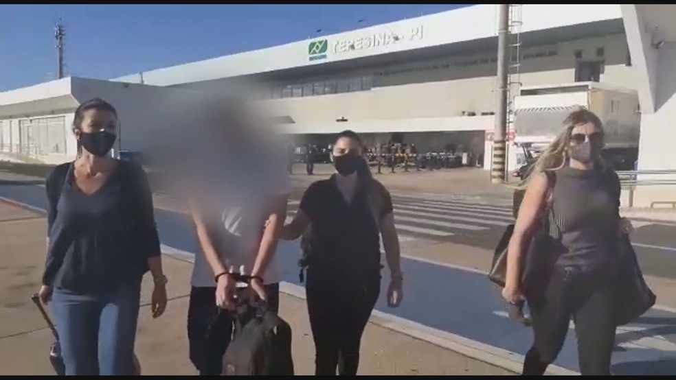 Homem é preso ao ameaçar expor nudes de mais de 60 crianças