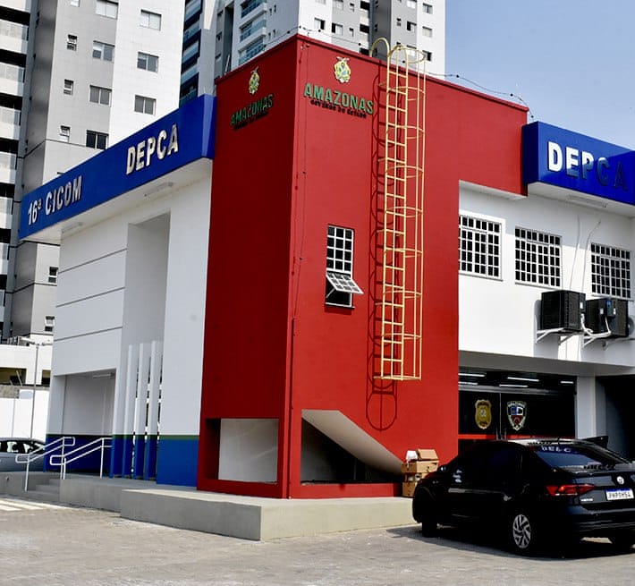 Homem é preso após se masturbar para adolescente em Manaus 