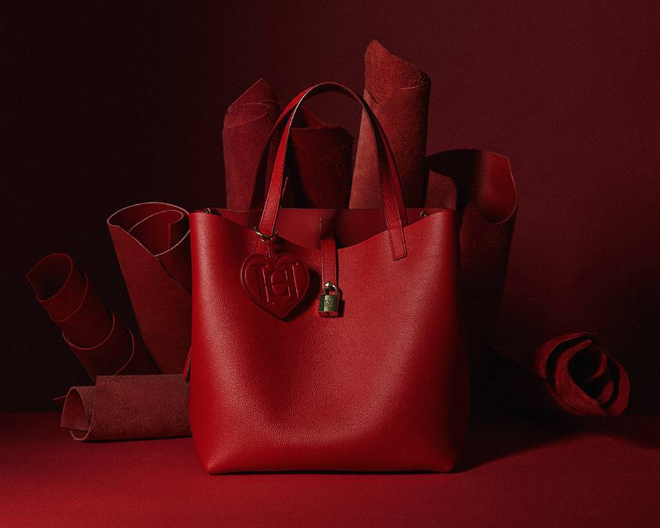 Grife Carolina Herrera doa parte das vendas para Cruz Vermelha durante pandemia