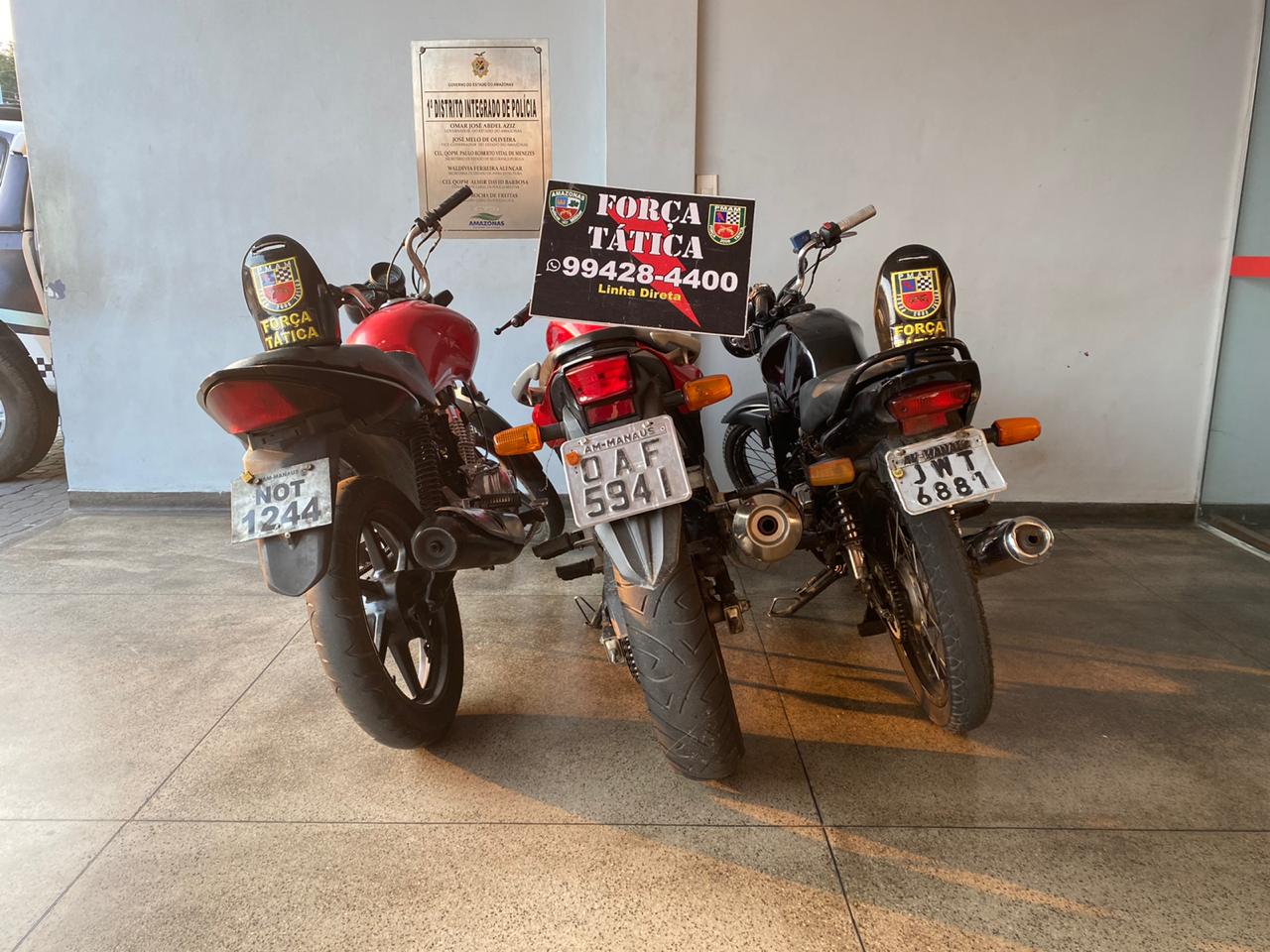 Trio é preso ao ser flagrado vendendo motocicletas roubadas em Manaus