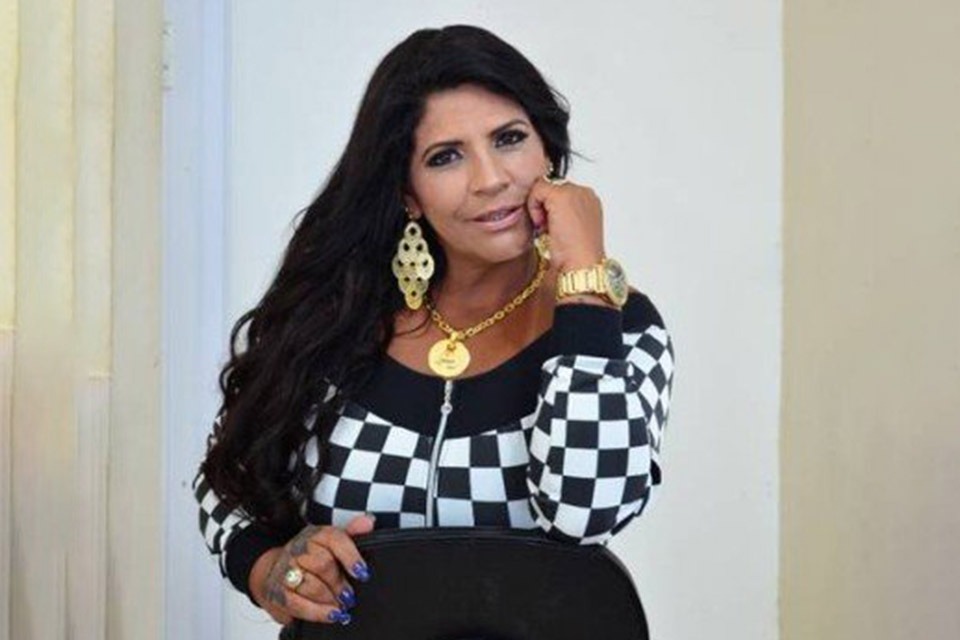 Médico que fez hidrolipo em MC Atrevida dispara: 'Morreu porque tinha que morrer'