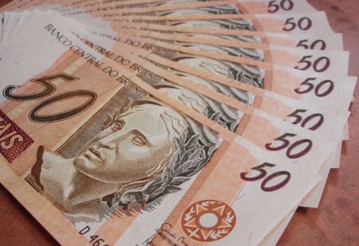 Projeto prevê 14° salário emergencial; Veja beneficiados