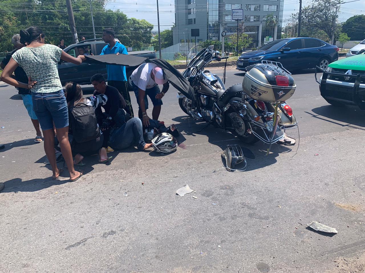 Mulher fica sem parte da perna em grave acidente em Manaus