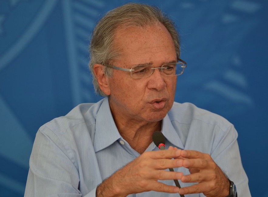 Vendas para China preveniram choque nas exportações, diz Paulo Guedes