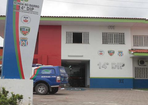 Grupo armado invade rota e rouba funcionários do Distrito em Manaus