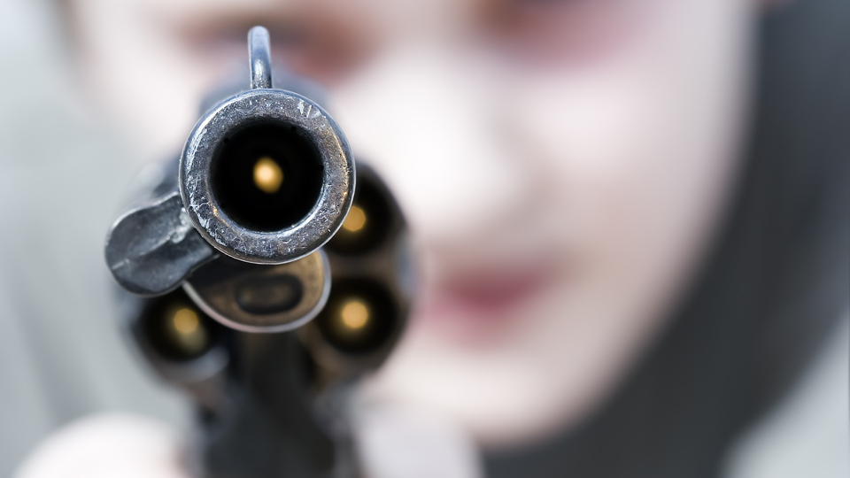 Vendedor de água é baleado na cabeça no Centro de Manaus