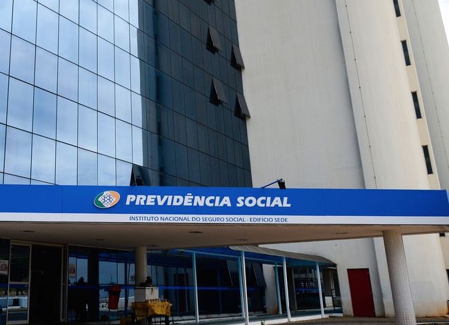 INSS adia retomada do atendimento presencial em agências