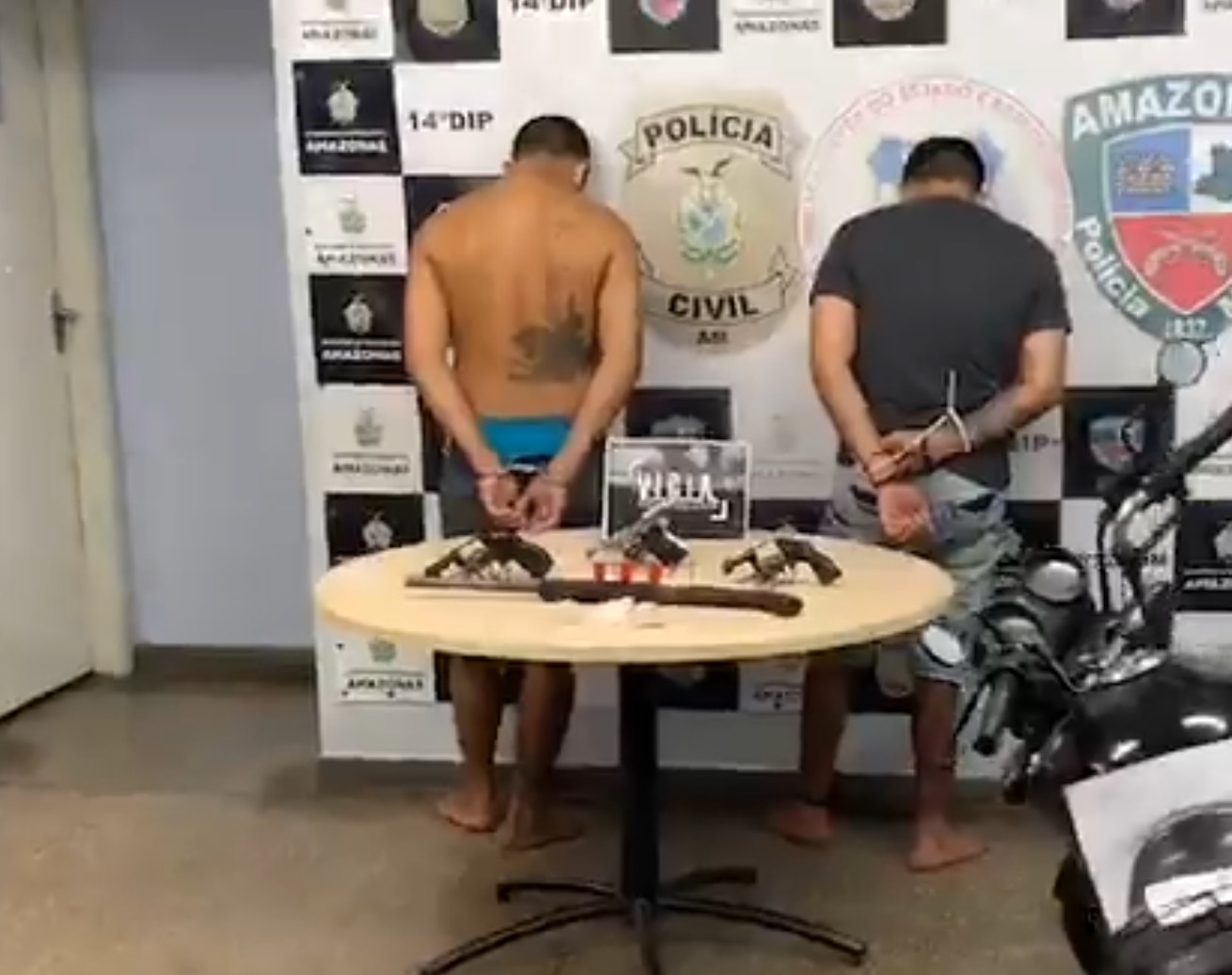 Membros do CV tentam atropelar policial durante perseguição em Manaus