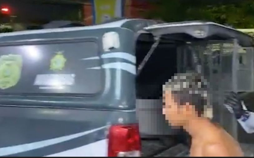 Suspeito de vender drogas é preso após denúncia anônima em Manaus