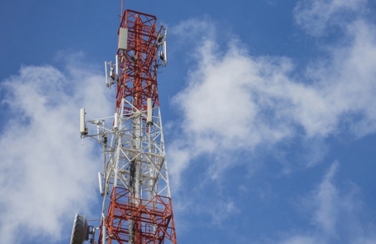 Idoso deve ganhar mais por aluguel de terreno para torre da Vivo em Manaus