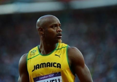 Preparador diz que Powell e Simpson procuram 'bode expiatório'