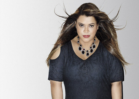 Photoshop: Preta Gil fica "aleijada" em campanha publicitária