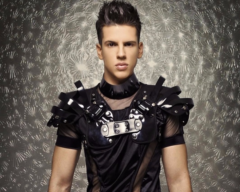 Cabaret apresenta o DJ Feelling neste sábado