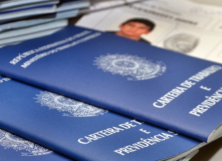 País perdeu 74.748 vagas formais em outubro, mostra Caged