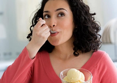 Tomar sorvete no café da manhã ajuda a ser mais inteligente 