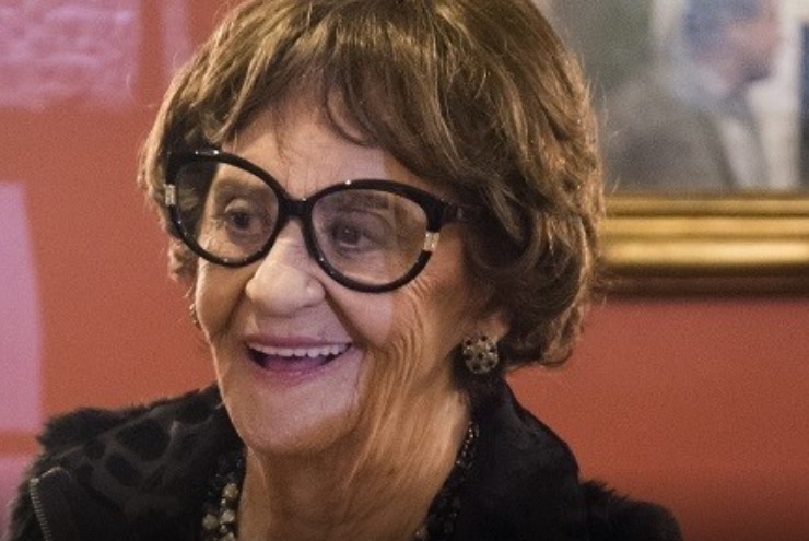 Doente, Laura Cardoso é substituída em novela