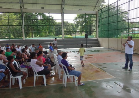 Trabalhadores rurais de Novo Airão recebem títulos rurais