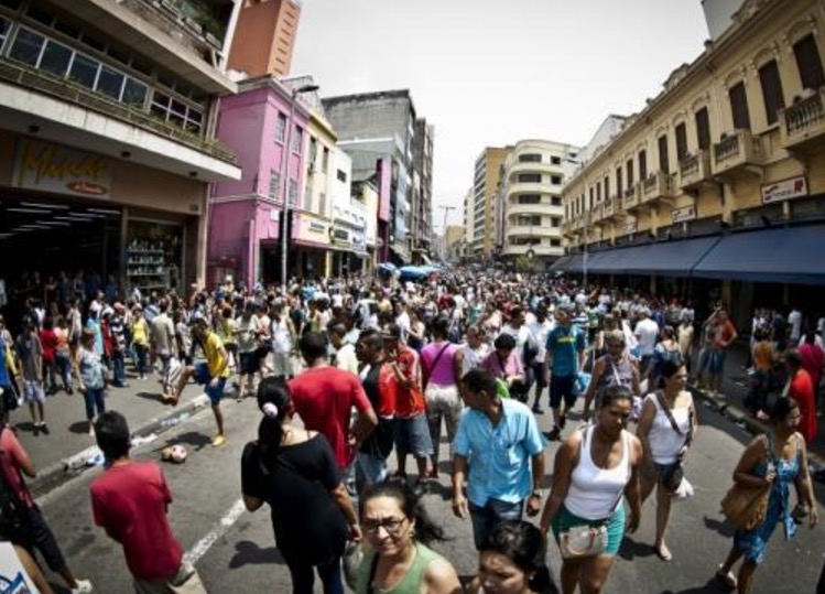 Expectativa de vida do brasileiro sobe para 75,5 anos