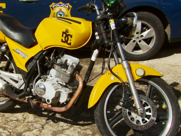 Homem cego é preso após dirigir embriagado e sem CNH 