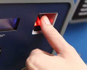 A servidora que só batia o ponto...