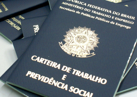 Semtrad promove mutirão para emissão de CTPS em Manaus