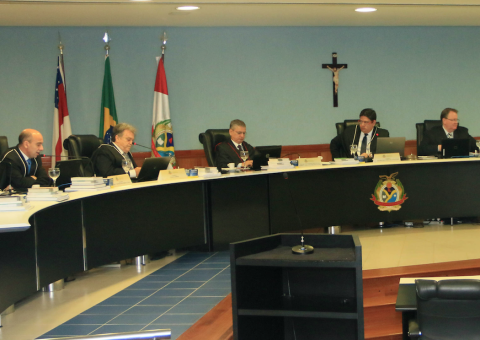 TCE julga 51 processos nesta terça-feira