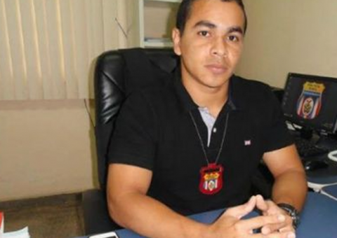 Arma usada por delegado em confronto com traficantes é encontrada no fundo do rio Solimões